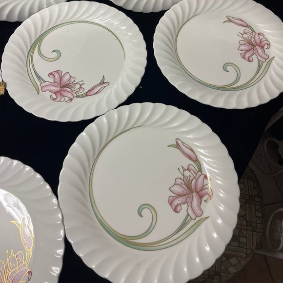 Vintage NIKKO Japan Fine Bone China Rhubrum Lily Dinnerware Rare, Beautiful - Picture 14 of 16